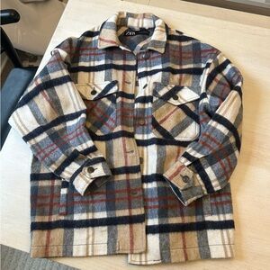 Pre owned - womens Zara paid shacket small